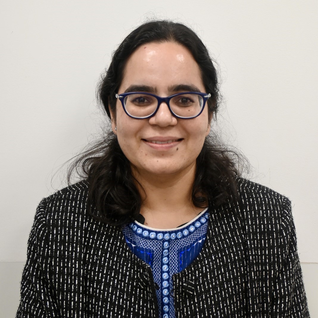 Dr. Meena Chhabra